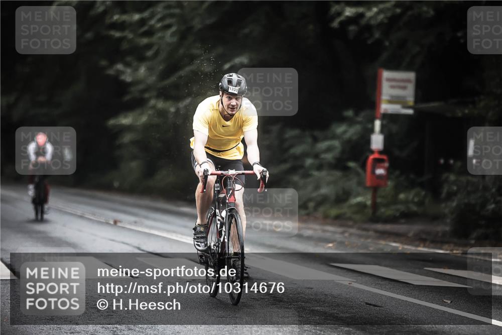 13.09.2026 - Stadtparktriathlon H.Heesch http://msf.ph/oto/10314676 13.09.2026 12:57:16 Radfahren 1265, 1284, 1301, 1333, 1338, 1346 meine-sportfotos.de