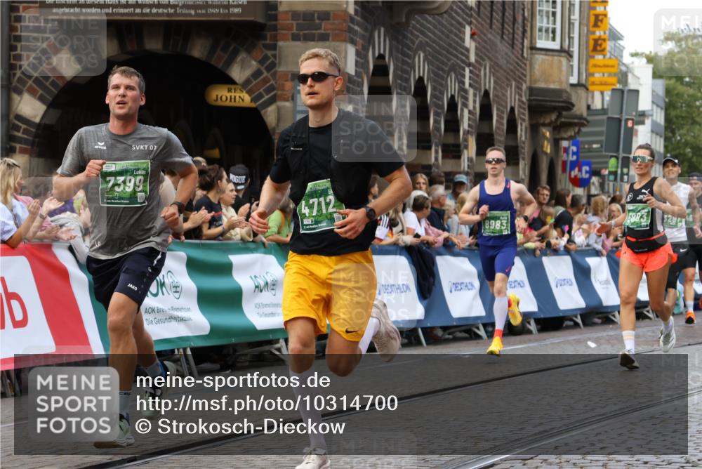 13.09.2026 - 21. swb-Marathon Bremen Strokosch-Dieckow http://msf.ph/oto/10314700 13.09.2026 13:05:59 Ziel 1017, 1301, 1562, 1879, 2538, 3242, 3271, 4157, 5199, 5725, 6025, 6579, 7141, 8973, 681, 3297, 3466, 4614, 5803, 6686, 7336, 8670, 8983, 9429 meine-sportfotos.de
