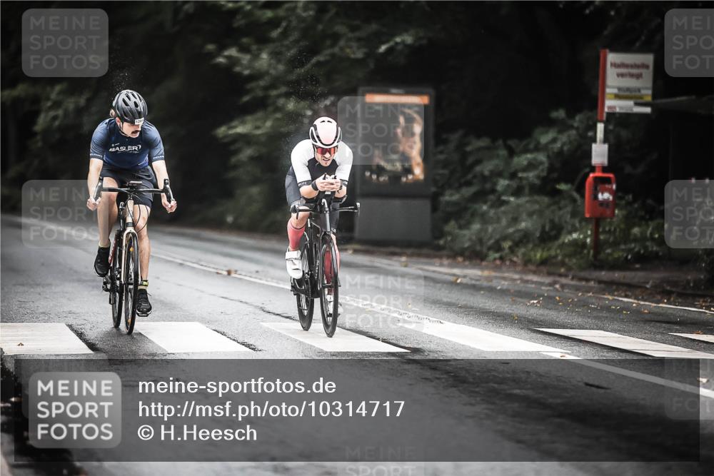 13.09.2026 - Stadtparktriathlon H.Heesch http://msf.ph/oto/10314717 13.09.2026 12:57:18 Radfahren 1284, 1301, 1333, 1338, 1346 meine-sportfotos.de