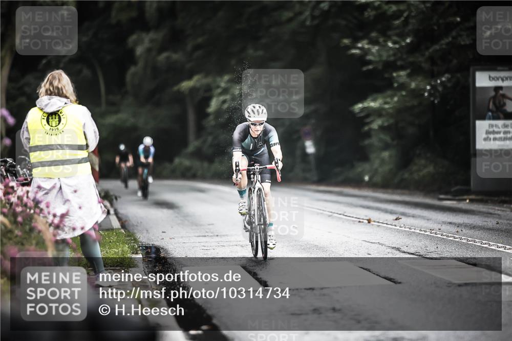 13.09.2026 - Stadtparktriathlon H.Heesch http://msf.ph/oto/10314734 13.09.2026 11:50:02 Radfahren 730, 792, 820, 922 meine-sportfotos.de