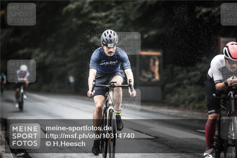 13.09.2026 - Stadtparktriathlon H.Heesch http://msf.ph/oto/10314740 13.09.2026 12:57:19 Radfahren 1284, 1301, 1333, 1338 meine-sportfotos.de