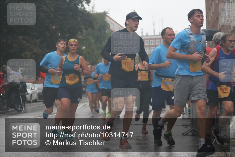 13.09.2026 - Kiel Lauf Markus Tischler http://msf.ph/oto/10314747 13.09.2026 10:43:26 Fleethörn 7620, 99142, 38, 4151, 4586, 9770, 4, 3 meine-sportfotos.de