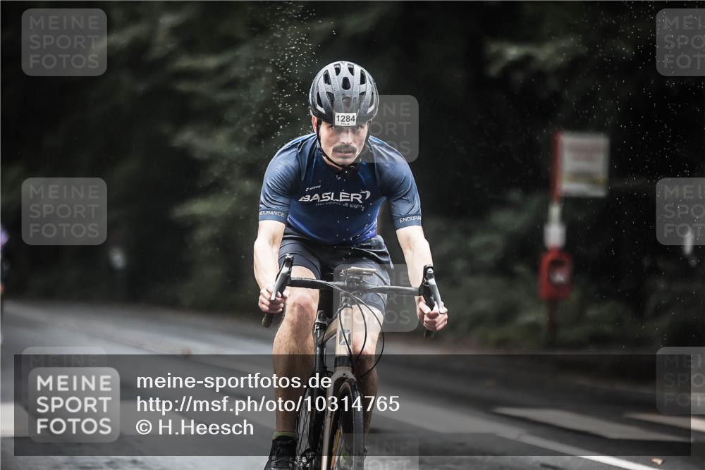 13.09.2026 - Stadtparktriathlon H.Heesch http://msf.ph/oto/10314765 13.09.2026 12:57:19 Radfahren 1284, 1301, 1333, 1338 meine-sportfotos.de