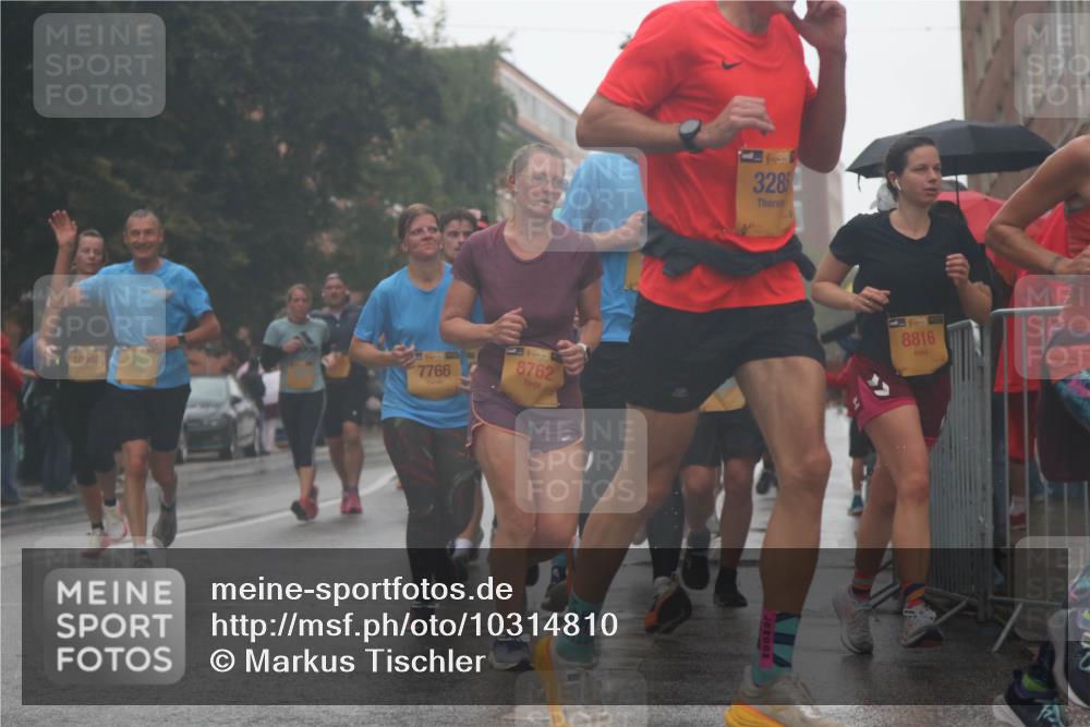 13.09.2026 - Kiel Lauf Markus Tischler http://msf.ph/oto/10314810 13.09.2026 10:43:31 Fleethörn 10948, 7766, 39, 8762, 39, 328, 8816, 72 meine-sportfotos.de