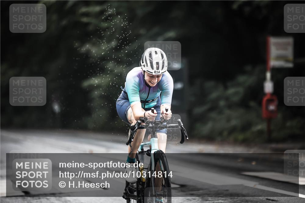 13.09.2026 - Stadtparktriathlon H.Heesch http://msf.ph/oto/10314814 13.09.2026 11:50:09 Radfahren 771, 778, 814, 820 meine-sportfotos.de