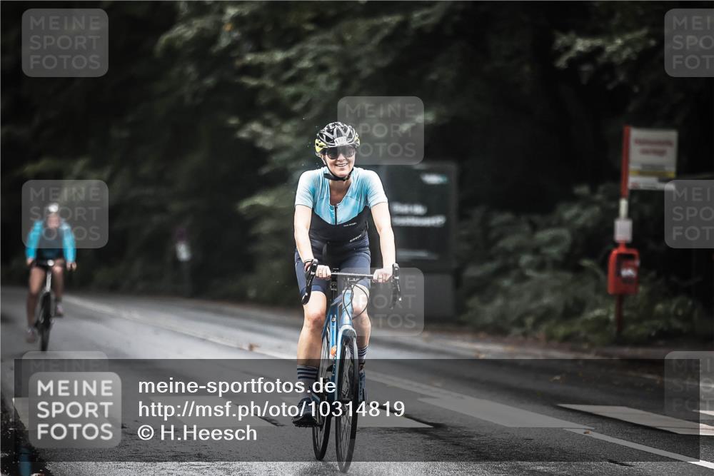 13.09.2026 - Stadtparktriathlon H.Heesch http://msf.ph/oto/10314819 13.09.2026 12:57:28 Radfahren 1091, 1127, 1283 meine-sportfotos.de