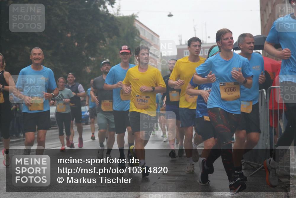 13.09.2026 - Kiel Lauf Markus Tischler http://msf.ph/oto/10314820 13.09.2026 10:43:32 Fleethörn 3075, 39, 12044, 11, 38, 7766 meine-sportfotos.de