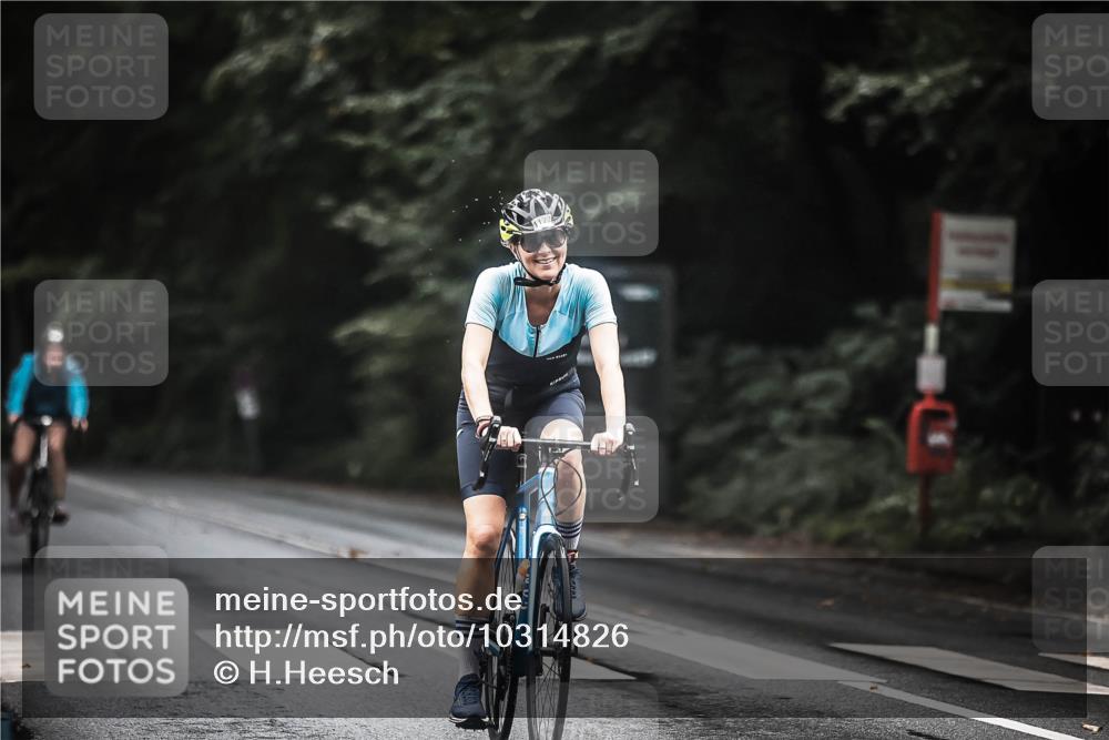 13.09.2026 - Stadtparktriathlon H.Heesch http://msf.ph/oto/10314826 13.09.2026 12:57:28 Radfahren 1091, 1127, 1283 meine-sportfotos.de