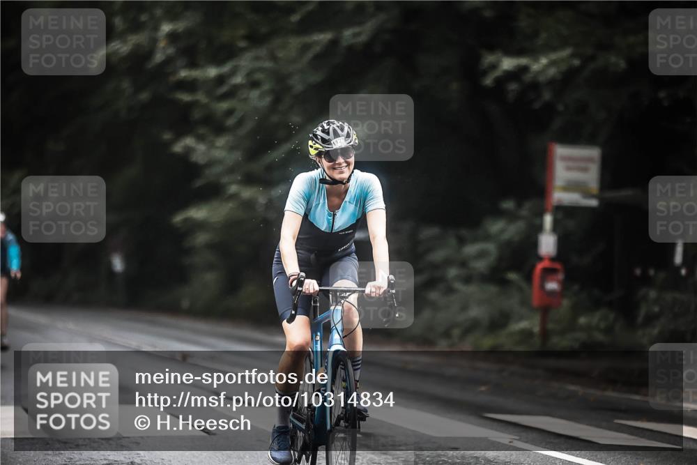 13.09.2026 - Stadtparktriathlon H.Heesch http://msf.ph/oto/10314834 13.09.2026 12:57:29 Radfahren 1091, 1127, 1283 meine-sportfotos.de