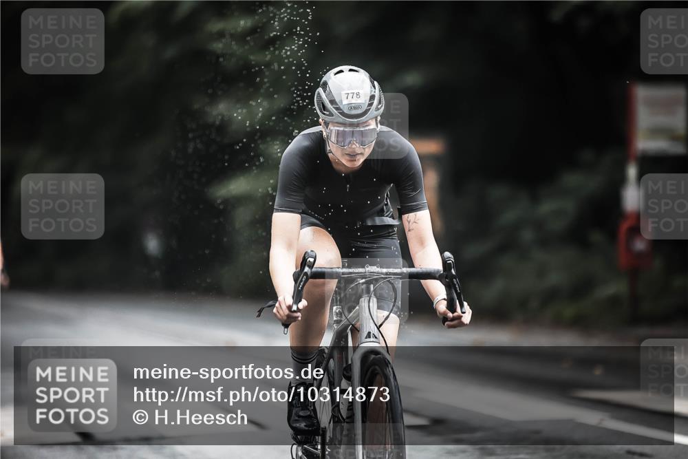 13.09.2026 - Stadtparktriathlon H.Heesch http://msf.ph/oto/10314873 13.09.2026 11:50:12 Radfahren 746, 771, 778, 814, 914, 916 meine-sportfotos.de