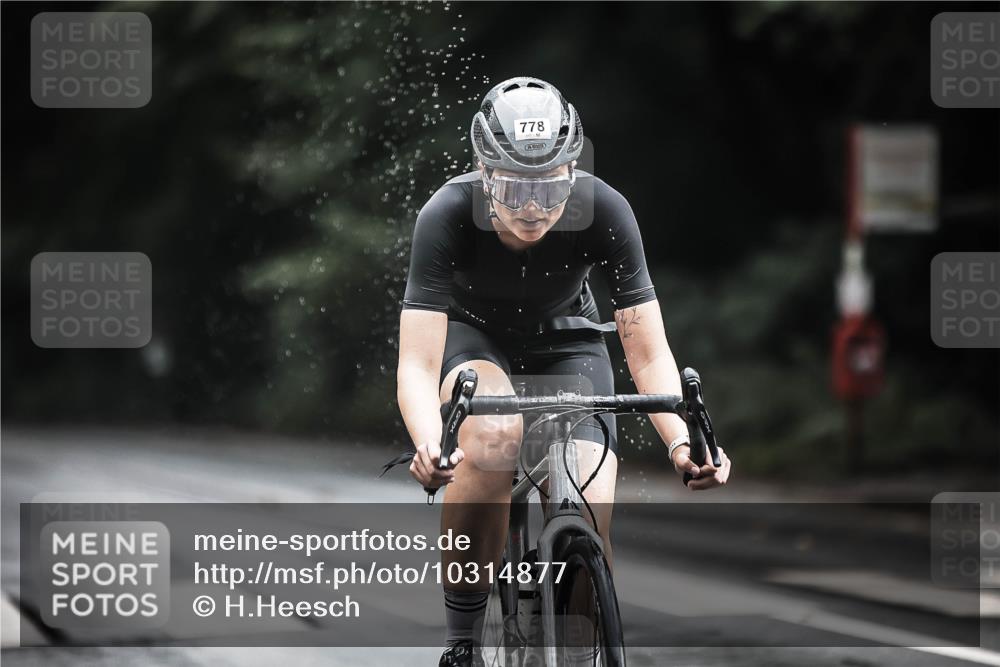 13.09.2026 - Stadtparktriathlon H.Heesch http://msf.ph/oto/10314877 13.09.2026 11:50:12 Radfahren 746, 771, 778, 814, 914, 916 meine-sportfotos.de