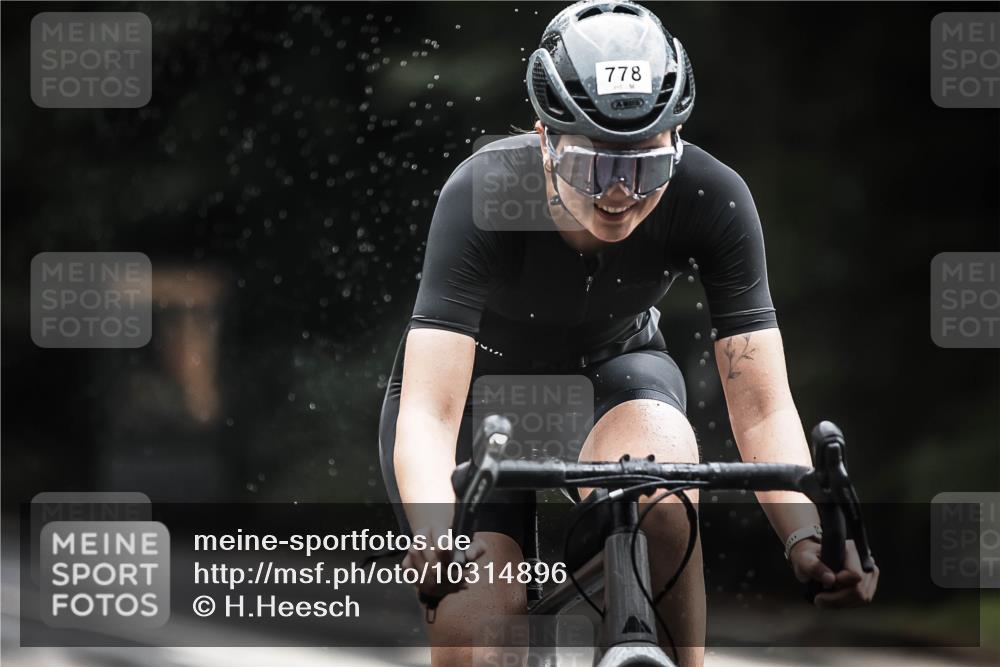 13.09.2026 - Stadtparktriathlon H.Heesch http://msf.ph/oto/10314896 13.09.2026 11:50:12 Radfahren 746, 771, 778, 814, 914, 916 meine-sportfotos.de