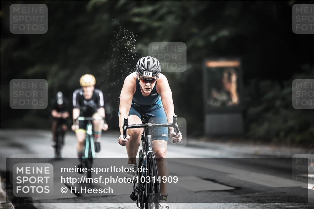 13.09.2026 - Stadtparktriathlon H.Heesch http://msf.ph/oto/10314909 13.09.2026 11:50:15 Radfahren 746, 771, 778, 814, 914, 916 meine-sportfotos.de