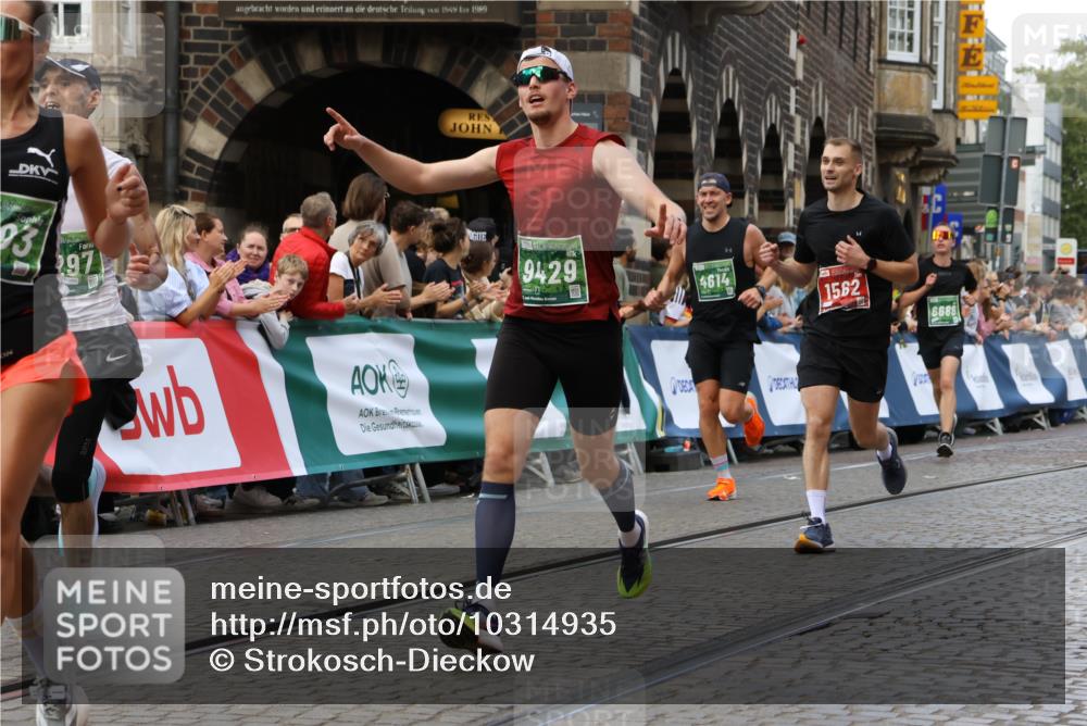 13.09.2026 - 21. swb-Marathon Bremen Strokosch-Dieckow http://msf.ph/oto/10314935 13.09.2026 13:06:02 Ziel 1017, 1301, 1562, 1745, 1879, 2538, 3242, 3271, 3520, 4157, 5199, 5725, 6025, 6579, 8706, 8973, 9010, 474, 1901, 3466, 4614, 6686, 7336, 8670, 9934 meine-sportfotos.de