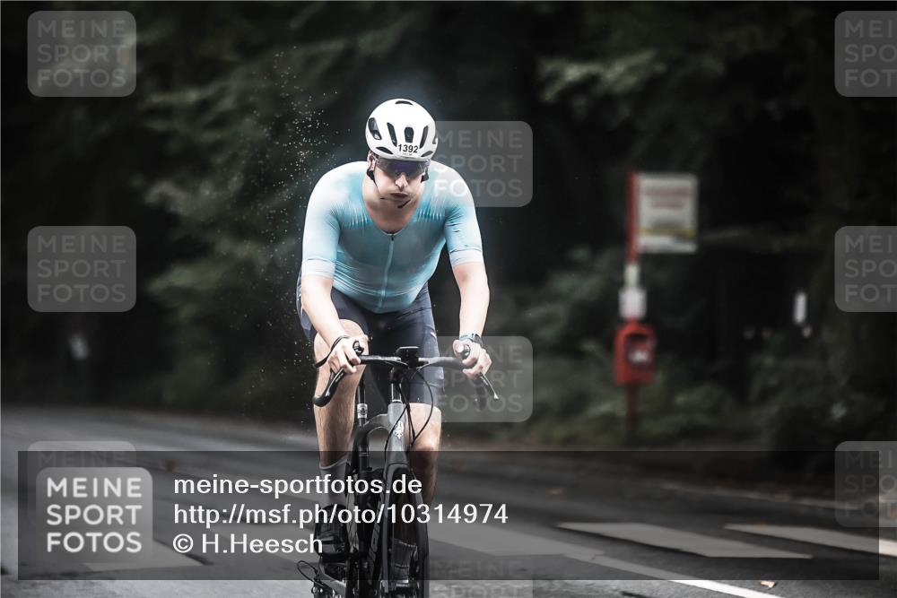 13.09.2026 - Stadtparktriathlon H.Heesch http://msf.ph/oto/10314974 13.09.2026 12:57:37 Radfahren 1091, 1135, 1283, 1392 meine-sportfotos.de