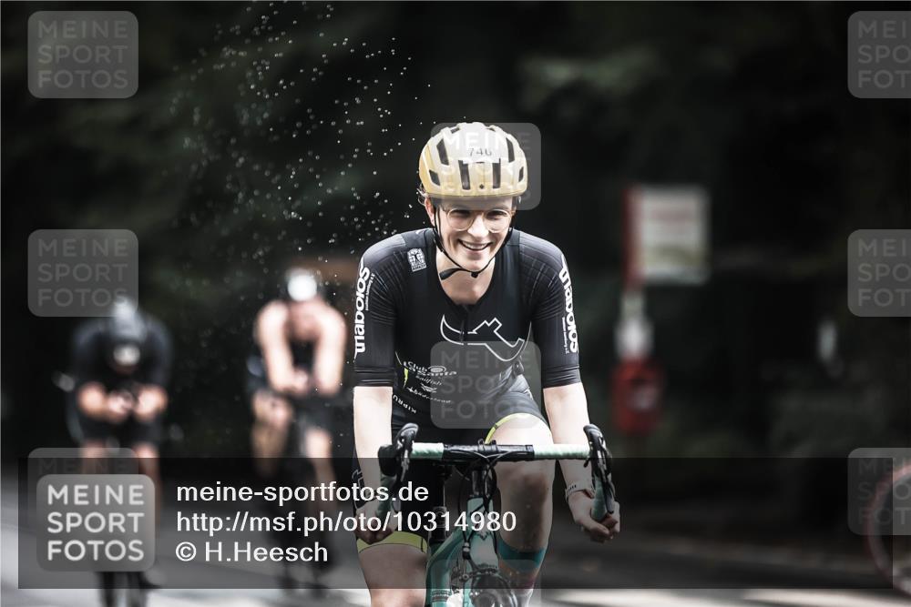 13.09.2026 - Stadtparktriathlon H.Heesch http://msf.ph/oto/10314980 13.09.2026 11:50:16 Radfahren 746, 771, 778, 914, 916 meine-sportfotos.de