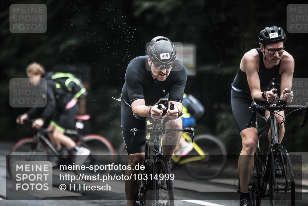 13.09.2026 - Stadtparktriathlon H.Heesch http://msf.ph/oto/10314999 13.09.2026 11:50:18 Radfahren 746, 771, 914, 916, 924 meine-sportfotos.de