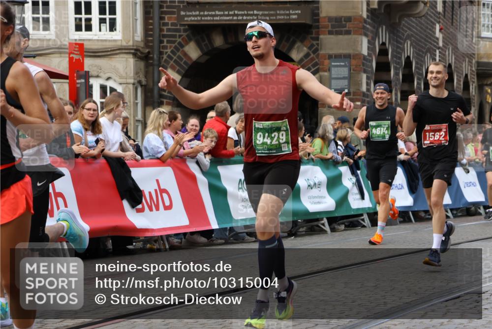 13.09.2026 - 21. swb-Marathon Bremen Strokosch-Dieckow http://msf.ph/oto/10315004 13.09.2026 13:06:02 Ziel 1017, 1301, 1562, 1745, 1879, 2538, 3242, 3271, 3520, 4157, 5199, 5725, 6025, 6579, 8706, 8973, 9010, 474, 1901, 3466, 4614, 6686, 7336, 8670, 9934 meine-sportfotos.de