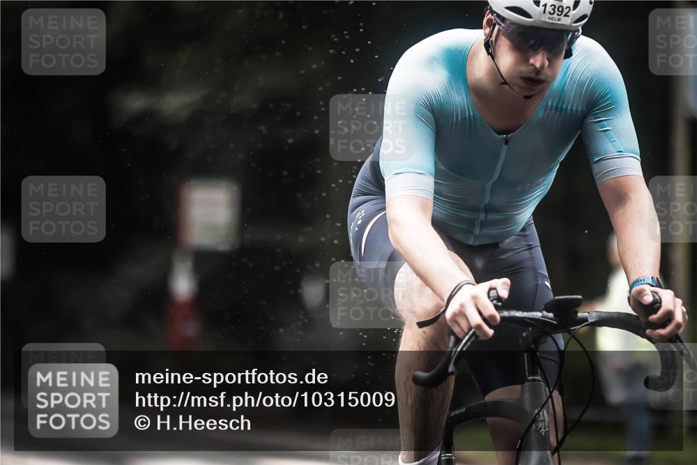 13.09.2026 - Stadtparktriathlon H.Heesch http://msf.ph/oto/10315009 13.09.2026 12:57:38 Radfahren 1135, 1283, 1374, 1392, 1409 meine-sportfotos.de