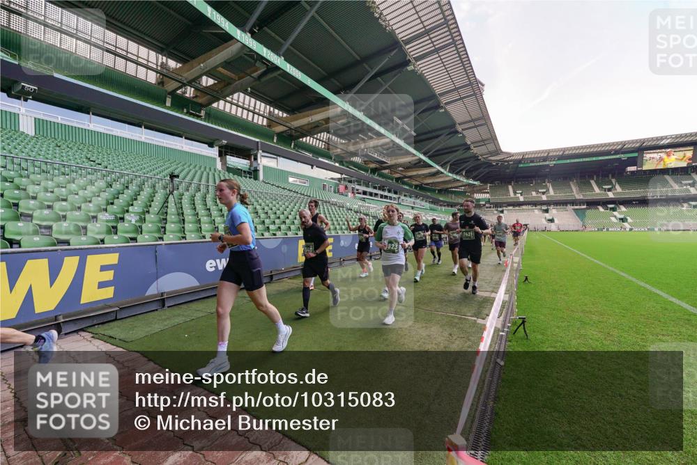 13.09.2026 - 21. swb-Marathon Bremen Michael Burmester http://msf.ph/oto/10315083 13.09.2026 13:11:10 Laufen im Stadion 164, 265, 373, 448, 581, 703, 843, 869, 984, 1113, 1180, 1435, 1738, 1849, 1851, 1855, 1867, 1894, 1936, 1952, 1967, 2202, 2232, 2248, 2268, 2281, 2284, 2299, 2330, 2333, 2339, 2342, 2353, 2375, 2426, 2432, 2443, 2530, 2531, 2553, 2573, 2589, 2654, 2659, 2669, 2673, 2682, 2714, 2717, 2784, 2785, 2804, 2819, 2822, 2836, 2850, 2907, 2920, 2932, 2976, 3026, 3027, 3063, 3079, 3082, 3086, 3089, 3122, 3159, 3174, 3207, 3208, 3291, 3328, 3349, 3352, 3370, 3409, 3410, 3442, 3470, 800 meine-sportfotos.de