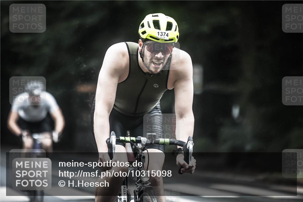 13.09.2026 - Stadtparktriathlon H.Heesch http://msf.ph/oto/10315098 13.09.2026 12:57:45 Radfahren 1135, 1306, 1374, 1409 meine-sportfotos.de