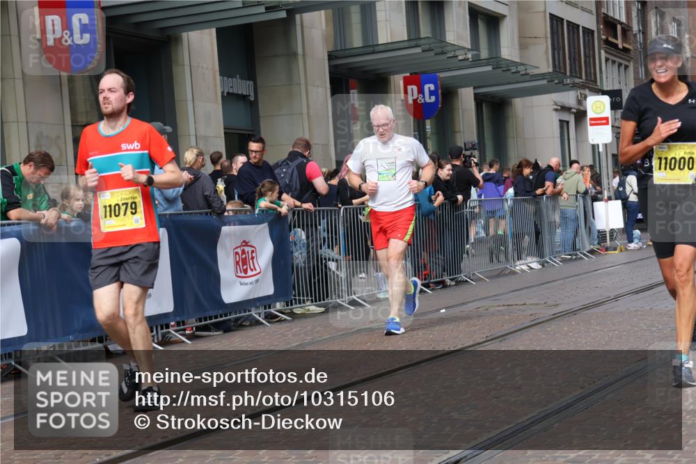 13.09.2026 - 21. swb-Marathon Bremen Strokosch-Dieckow http://msf.ph/oto/10315106 13.09.2026 10:56:48 Ziel 10157, 10166, 10408, 10578, 10610, 10687, 10700, 10772, 10969, 11000, 11079, 11236, 11292, 11328, 11484, 11667, 11946, 12032, 12263, 12382, 12383, 10240, 10356, 10372, 10486, 10540, 10610, 10721, 10771, 10824, 10888, 10936, 11064, 11069, 11349, 11407, 11474, 11601, 11844, 11855, 11871, 11872, 11911, 11996, 12284, 12434, 12543 meine-sportfotos.de