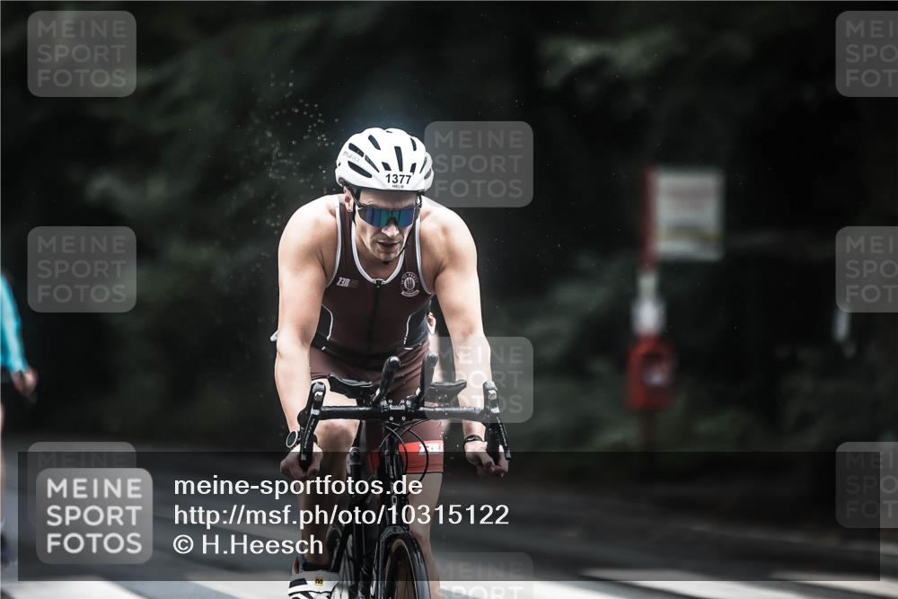 13.09.2026 - Stadtparktriathlon H.Heesch http://msf.ph/oto/10315122 13.09.2026 12:57:53 Radfahren 1128, 1162, 1276, 1377 meine-sportfotos.de
