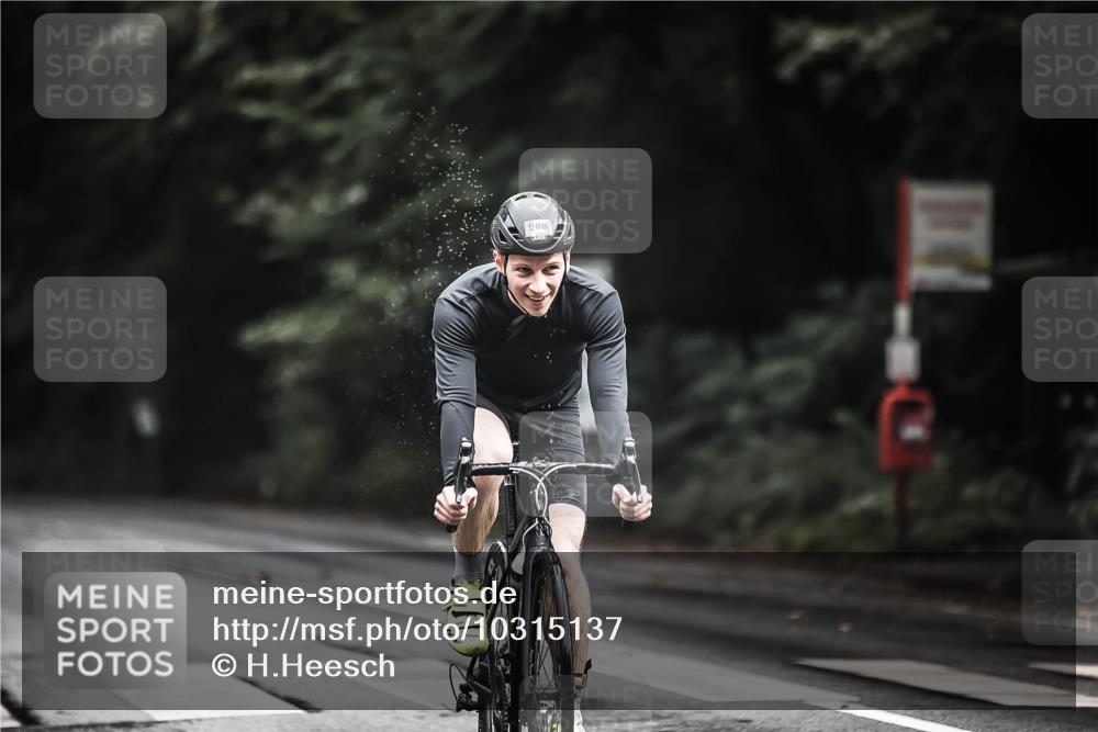 13.09.2026 - Stadtparktriathlon H.Heesch http://msf.ph/oto/10315137 13.09.2026 11:50:30 Radfahren 888, 908, 924, 937 meine-sportfotos.de