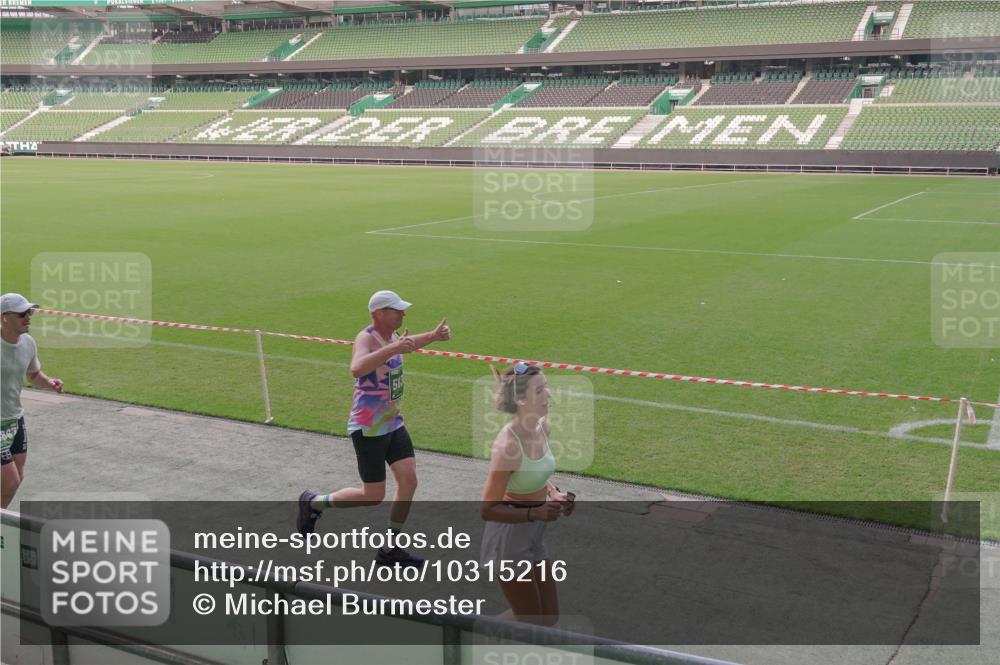 13.09.2026 - 21. swb-Marathon Bremen Michael Burmester http://msf.ph/oto/10315216 13.09.2026 12:49:41 Laufen im Stadion 469, 524, 572, 663, 670, 779, 826, 899, 1349, 1513, 1517, 1605, 1723, 1748, 1925, 2052, 2130, 2287, 2288, 2291, 2347, 2360, 2605, 2750, 2844, 2909, 3043, 3110, 3127, 3197, 3276, 3330, 3625, 3647, 3973, 4033, 4082, 4247, 4384, 4732, 4743, 4852, 4898, 4990, 5111, 5314, 5377, 5383, 5424, 5517, 5570, 5585, 5594, 5620, 5636, 5648, 6267, 6652, 6668, 6692, 6842, 6901, 6906, 6951, 7064, 7109, 7115, 7121, 7636, 7876, 8877, 8973, 9035, 9429, 13091 meine-sportfotos.de
