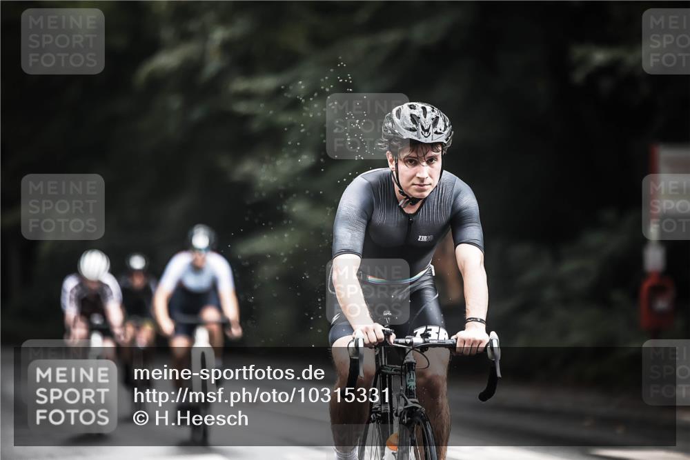 13.09.2026 - Stadtparktriathlon H.Heesch http://msf.ph/oto/10315331 13.09.2026 11:50:39 Radfahren 726, 751, 805, 821, 878, 888, 920, 937 meine-sportfotos.de