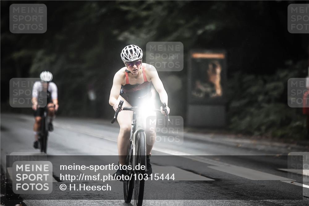 13.09.2026 - Stadtparktriathlon H.Heesch http://msf.ph/oto/10315444 13.09.2026 12:58:16 Radfahren 1210, 1244, 1278, 1352, 1359, 1385, 1420 meine-sportfotos.de