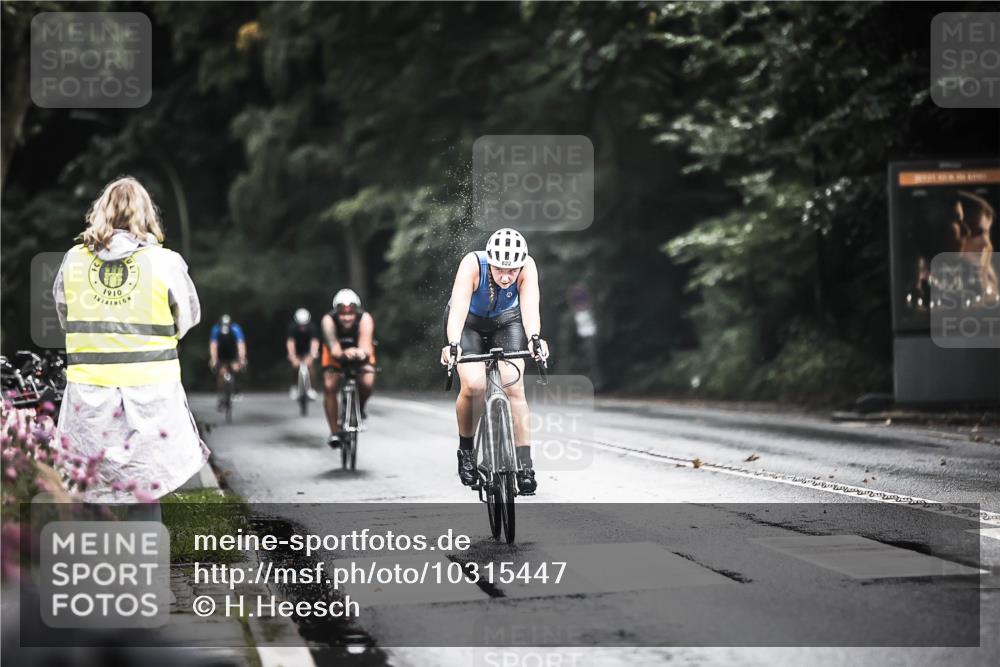 13.09.2026 - Stadtparktriathlon H.Heesch http://msf.ph/oto/10315447 13.09.2026 11:50:45 Radfahren 726, 805, 821, 822, 833, 836, 878, 918 meine-sportfotos.de