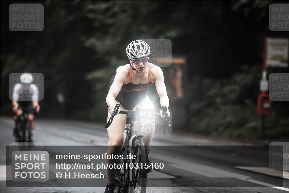 13.09.2026 - Stadtparktriathlon H.Heesch http://msf.ph/oto/10315460 13.09.2026 12:58:16 Radfahren 1210, 1244, 1278, 1352, 1359, 1385, 1420 meine-sportfotos.de