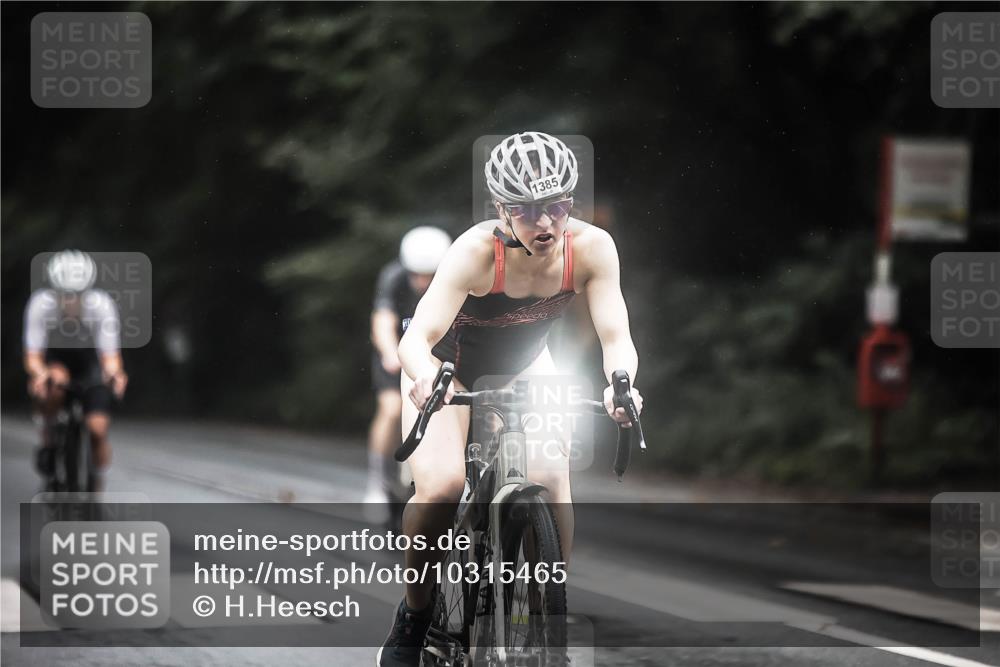 13.09.2026 - Stadtparktriathlon H.Heesch http://msf.ph/oto/10315465 13.09.2026 12:58:16 Radfahren 1210, 1244, 1278, 1352, 1359, 1385, 1420 meine-sportfotos.de