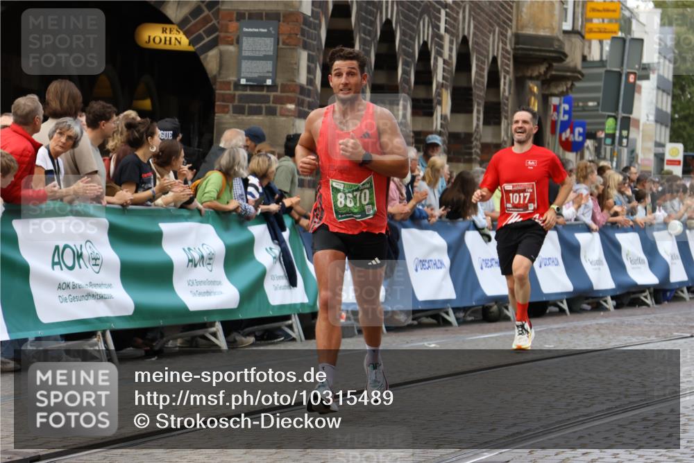 13.09.2026 - 21. swb-Marathon Bremen Strokosch-Dieckow http://msf.ph/oto/10315489 13.09.2026 13:06:10 Ziel 1017, 1301, 1745, 1879, 2538, 3520, 4157, 4712, 6025, 6058, 7399, 8334, 8706, 8877, 8973, 9010, 9918, 474, 1901, 8621, 8670, 9934 meine-sportfotos.de