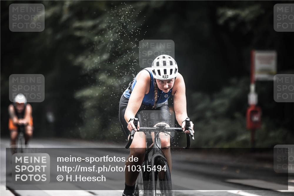 13.09.2026 - Stadtparktriathlon H.Heesch http://msf.ph/oto/10315494 13.09.2026 11:50:46 Radfahren 726, 805, 821, 822, 833, 836, 918 meine-sportfotos.de