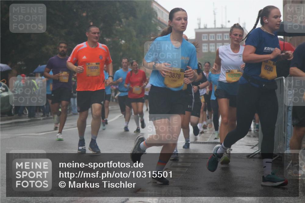 13.09.2026 - Kiel Lauf Markus Tischler http://msf.ph/oto/10315501 13.09.2026 10:44:43 Fleethörn 1825, 10088, 38, 3878, 39, 10708, 8283 meine-sportfotos.de