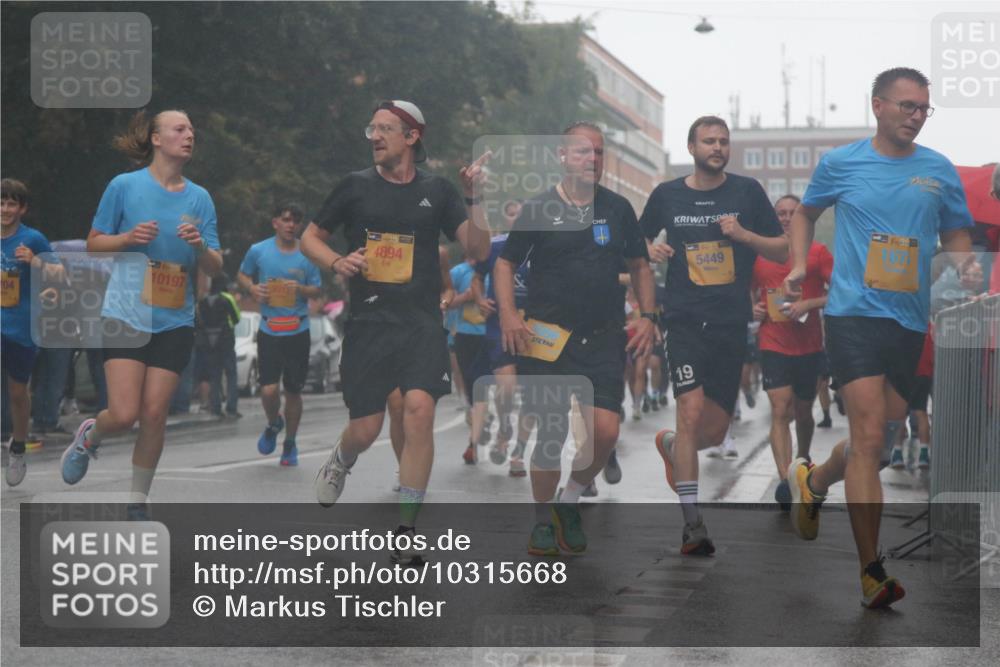 13.09.2026 - Kiel Lauf Markus Tischler http://msf.ph/oto/10315668 13.09.2026 10:45:01 Fleethörn 10197, 04, 4894, 19, 5449 meine-sportfotos.de