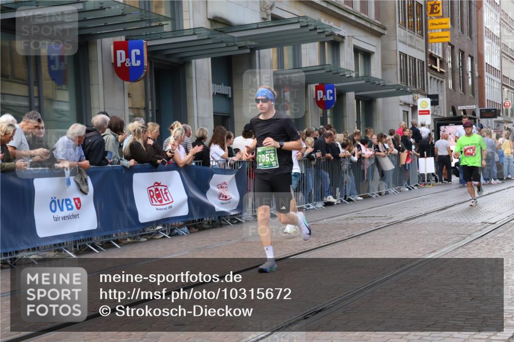13.09.2026 - 21. swb-Marathon Bremen Strokosch-Dieckow http://msf.ph/oto/10315672 13.09.2026 13:16:07 Ziel 481, 740, 755, 792, 816, 1076, 1162, 1605, 2604, 5255, 5554, 5963, 6367, 6721, 7053, 7603, 7801, 8171, 8288, 8398, 9031, 9115, 13008, 145, 481, 663, 982, 1955, 2623, 2733, 3119, 3134, 3149, 3422, 3689, 4128, 4823, 5430, 5474, 5913, 6106, 6481, 6744, 7307, 7413, 8487, 9122, 9278, 13008, 13149, 13158 meine-sportfotos.de