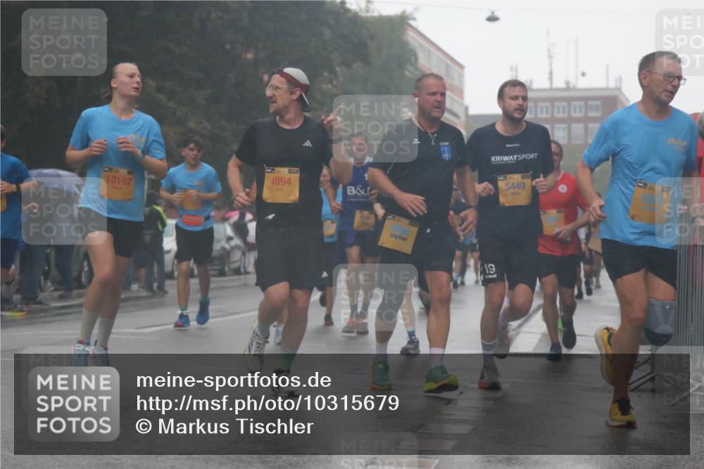 13.09.2026 - Kiel Lauf Markus Tischler http://msf.ph/oto/10315679 13.09.2026 10:45:01 Fleethörn 10197, 39, 4894, 19, 5449 meine-sportfotos.de