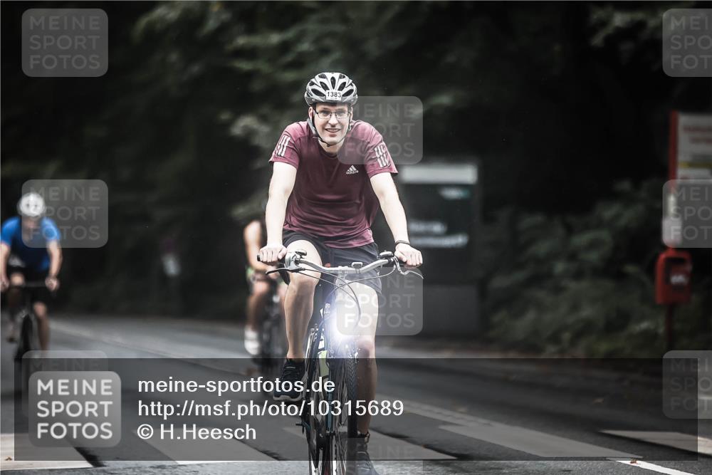 13.09.2026 - Stadtparktriathlon H.Heesch http://msf.ph/oto/10315689 13.09.2026 12:58:34 Radfahren 1212, 1237, 1256, 1295, 1300, 1312, 1336, 1340, 1383 meine-sportfotos.de