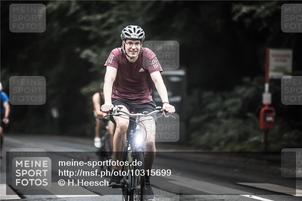 13.09.2026 - Stadtparktriathlon H.Heesch http://msf.ph/oto/10315699 13.09.2026 12:58:34 Radfahren 1212, 1237, 1256, 1295, 1300, 1312, 1336, 1340, 1383 meine-sportfotos.de