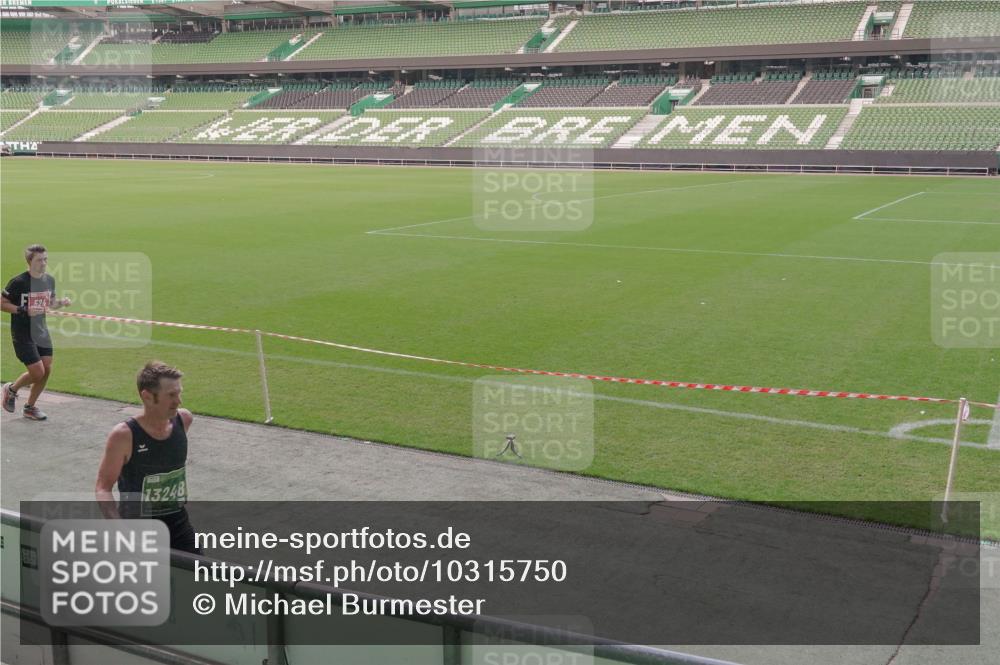 13.09.2026 - 21. swb-Marathon Bremen Michael Burmester http://msf.ph/oto/10315750 13.09.2026 12:50:30 Laufen im Stadion 335, 469, 663, 670, 771, 779, 899, 1455, 1510, 1513, 1517, 1605, 1613, 1723, 1748, 1970, 1998, 2052, 2130, 2288, 2291, 2295, 2347, 2360, 2442, 2444, 2750, 2909, 3043, 3330, 3484, 3625, 3647, 3808, 3959, 3973, 4023, 4033, 4247, 4368, 4384, 4473, 4559, 4743, 4852, 4888, 4990, 5066, 5111, 5155, 5314, 5377, 5383, 5521, 5532, 5570, 5585, 5594, 5620, 5627, 5636, 5648, 5696, 6267, 6274, 6471, 6652, 6668, 6842, 6901, 6906, 7109, 7115, 7121, 8033, 8798 meine-sportfotos.de