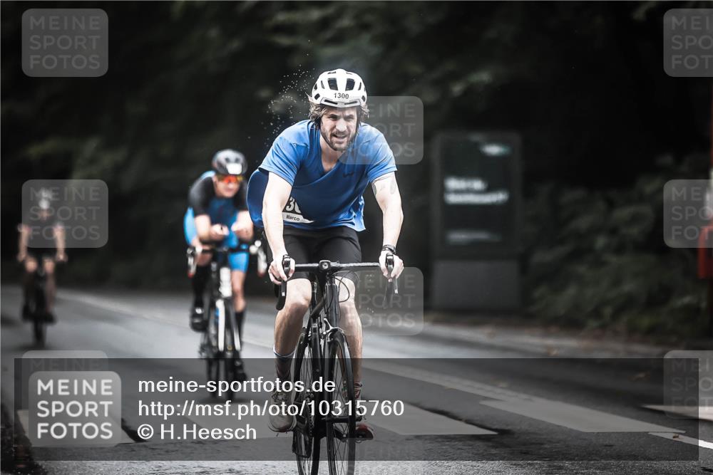 13.09.2026 - Stadtparktriathlon H.Heesch http://msf.ph/oto/10315760 13.09.2026 12:58:36 Radfahren 1212, 1256, 1295, 1300, 1312, 1340, 1383 meine-sportfotos.de