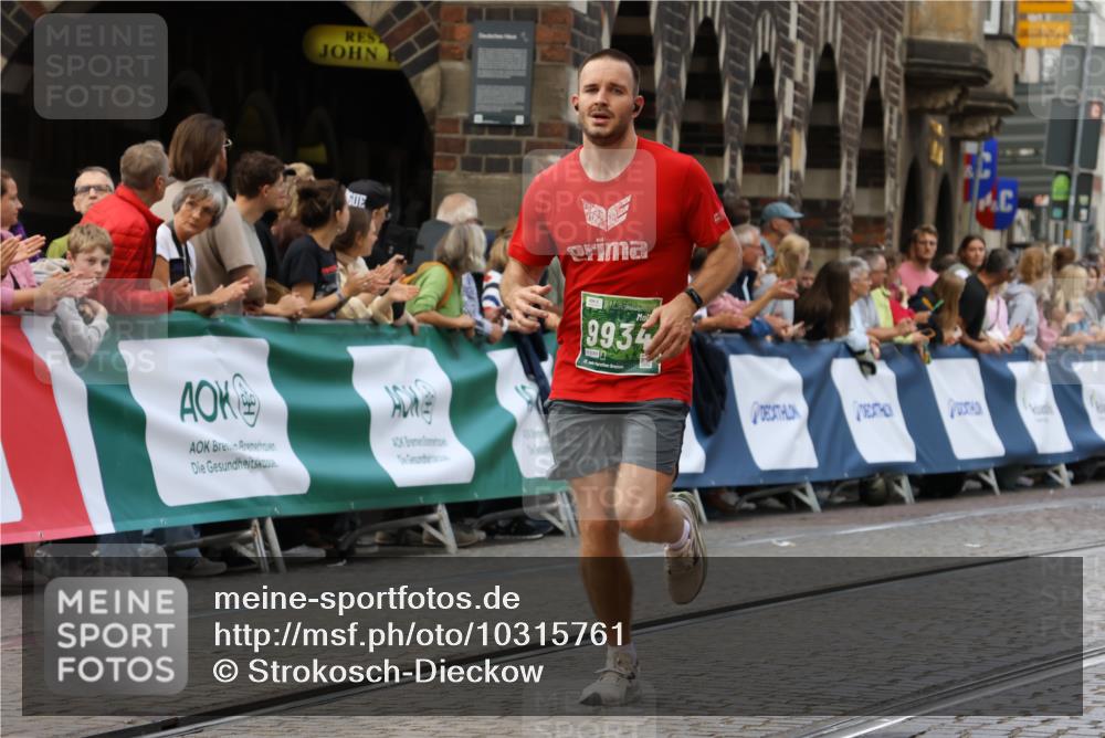 13.09.2026 - 21. swb-Marathon Bremen Strokosch-Dieckow http://msf.ph/oto/10315761 13.09.2026 13:06:16 Ziel 681, 1017, 1745, 2538, 3297, 3520, 4157, 4614, 4712, 5803, 6025, 6058, 7399, 8334, 8706, 8877, 8973, 8983, 9010, 9429, 9918, 474, 1921, 7590, 8621, 9934, 13148 meine-sportfotos.de