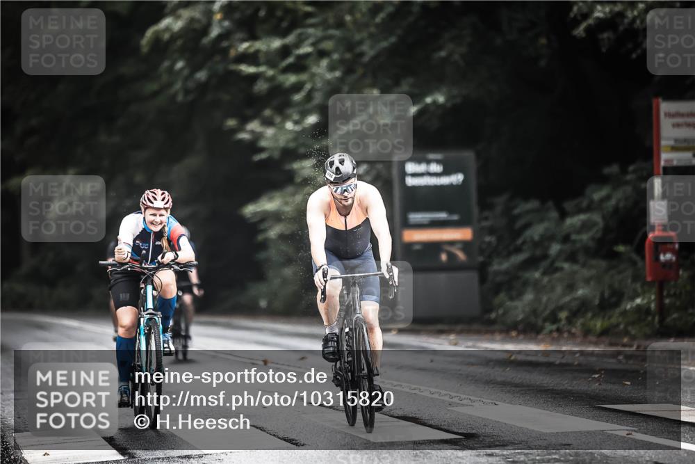 13.09.2026 - Stadtparktriathlon H.Heesch http://msf.ph/oto/10315820 13.09.2026 11:51:06 Radfahren 767, 896, 904, 906, 963 meine-sportfotos.de