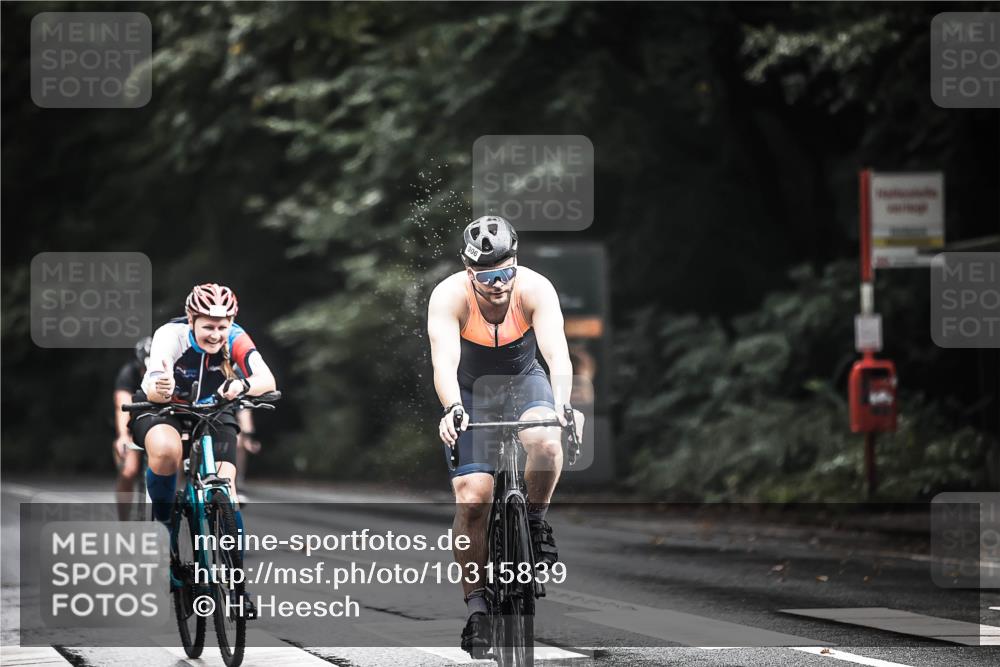 13.09.2026 - Stadtparktriathlon H.Heesch http://msf.ph/oto/10315839 13.09.2026 11:51:07 Radfahren 767, 896, 904, 906, 963 meine-sportfotos.de
