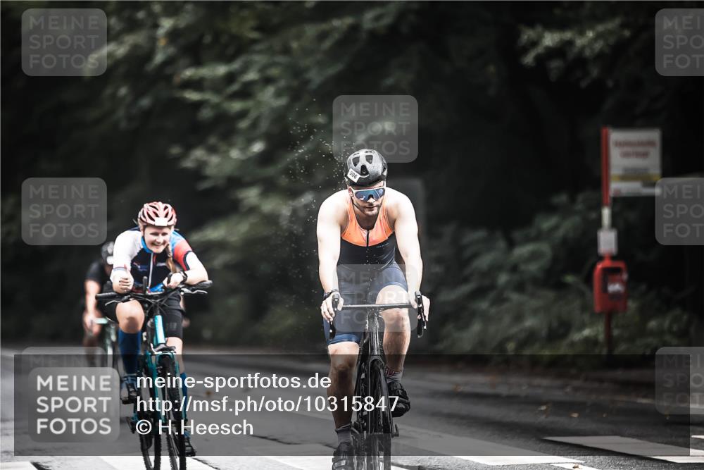 13.09.2026 - Stadtparktriathlon H.Heesch http://msf.ph/oto/10315847 13.09.2026 11:51:07 Radfahren 767, 896, 904, 906, 963 meine-sportfotos.de