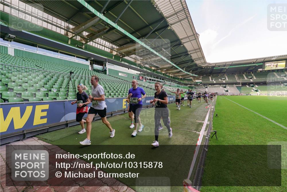 13.09.2026 - 21. swb-Marathon Bremen Michael Burmester http://msf.ph/oto/10315878 13.09.2026 13:12:25 Laufen im Stadion 118, 183, 265, 349, 514, 695, 702, 703, 843, 933, 1113, 1143, 1226, 1286, 1334, 1435, 1641, 1849, 1851, 1936, 1952, 1991, 2005, 2248, 2264, 2281, 2299, 2330, 2336, 2353, 2375, 2377, 2398, 2426, 2439, 2443, 2461, 2478, 2505, 2589, 2659, 2665, 2669, 2673, 2684, 2765, 2773, 2792, 2804, 2815, 2822, 2836, 2850, 2860, 2884, 2895, 2907, 2963, 2966, 2975, 2976, 3027, 3079, 3082, 3143, 3155, 3159, 3253, 3293, 3308, 3313, 3328, 3349, 3352, 3434, 3442, 549, 800 meine-sportfotos.de