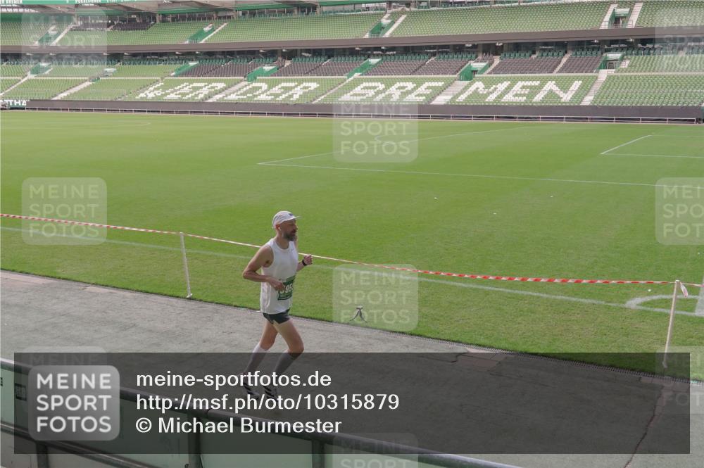 13.09.2026 - 21. swb-Marathon Bremen Michael Burmester http://msf.ph/oto/10315879 13.09.2026 12:50:40 Laufen im Stadion 335, 469, 663, 670, 771, 779, 1125, 1146, 1455, 1510, 1513, 1517, 1605, 1613, 1748, 1970, 1998, 2052, 2130, 2288, 2291, 2295, 2347, 2360, 2442, 2444, 2750, 2909, 3330, 3440, 3484, 3625, 3647, 3703, 3808, 3959, 4023, 4033, 4368, 4384, 4473, 4559, 4582, 4727, 4743, 4781, 4782, 4888, 4990, 5066, 5111, 5155, 5314, 5377, 5383, 5521, 5532, 5570, 5585, 5594, 5620, 5627, 5636, 5696, 6267, 6274, 6471, 6652, 6668, 6842, 6901, 6906, 7109, 7115, 7121, 8033, 8798 meine-sportfotos.de